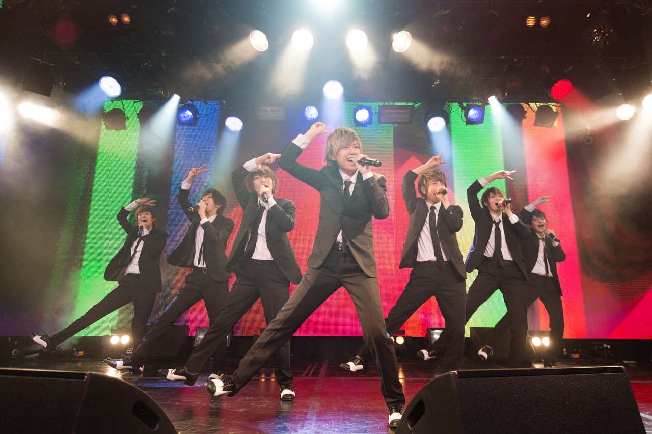 風男塾、少し早めのXmasライブに新メンバー仮屋世来音が合流