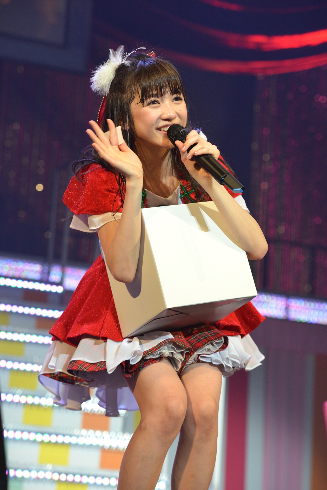 新井ひとみ