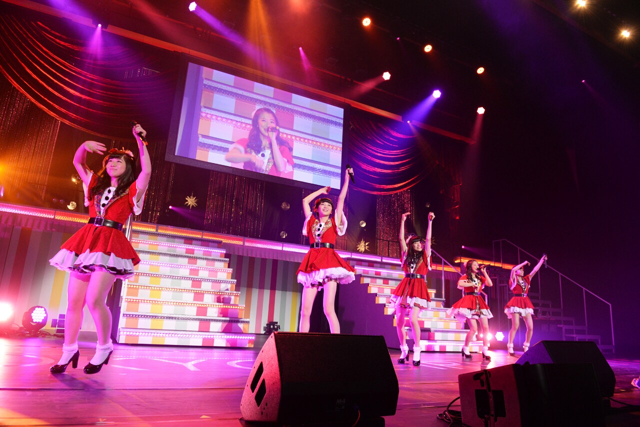 東京女子流「CONCERT*05 ～カワイイ満載見納めPARTY～」の様子。