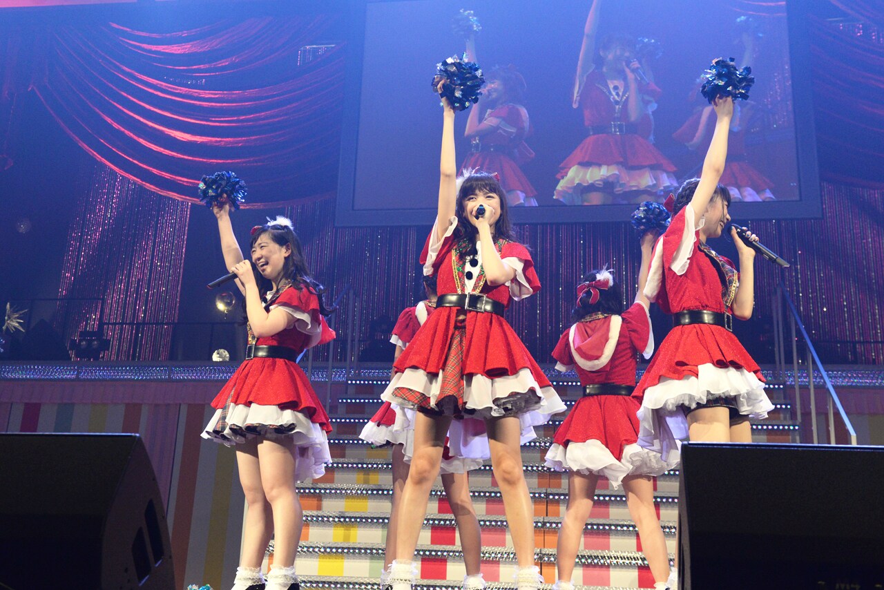 東京女子流「CONCERT*05 ～カワイイ満載見納めPARTY～」の様子。