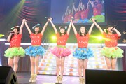 東京女子流「CONCERT*05 ～カワイイ満載見納めPARTY～」の様子。