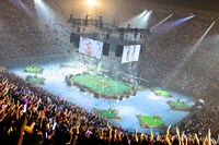 私立恵比寿中学「エビ中 真夏の南半キュリスマス」の様子。