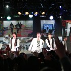 三浦大知、プレゼント手渡しや合唱で彩ったXmasパーティ