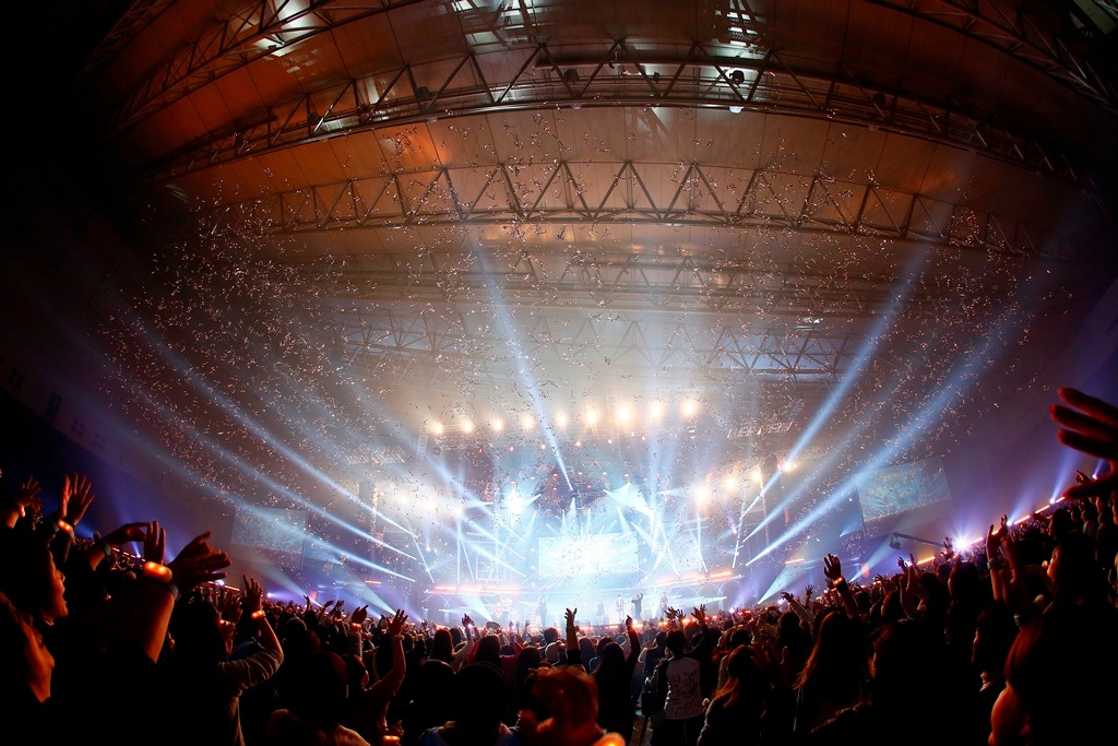 「2014 FNC KINGDOM IN JAPAN -STARLIGHT-」の様子。 （C）FNC MUSIC JAPAN INC.