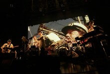 cero「Wayang Paradise」初日公演の様子。（撮影：三浦知也）