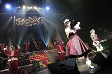 「angelaのミュージック・ワンダー大サーカス2014」の様子。