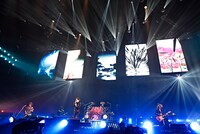 LUNA SEA「LUNA SEA 25TH ANNIVERSARY LIVE」横浜アリーナ公演の様子。