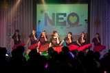 NEO from アイドリング!!!によるライブの様子。
