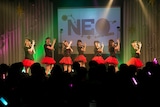 NEO from アイドリング!!!によるライブの様子。