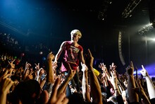 岡本伸明（Syn, Cowbell, Shriek）（Photo by Azusa Takada）