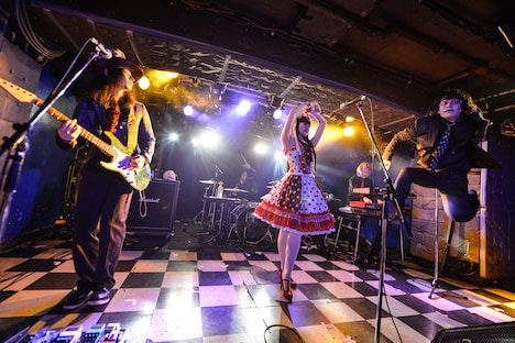 アーバンギャルド(Photo by AZUSA TAKADA)