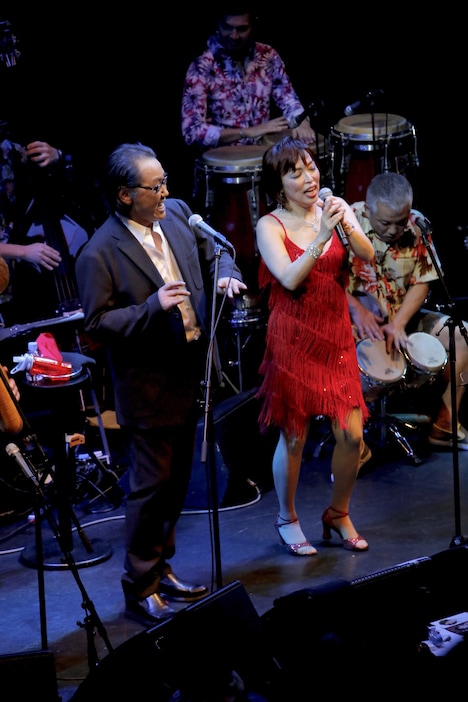 オルケスタ・デ・ラ・ルスの東京・Billboard Live TOKYO公演の様子。（撮影：上飯坂一）