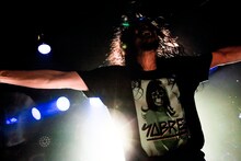 G-FREAK FACTORYの茂木洋晃（Vo）。（Photo by HayachiN）