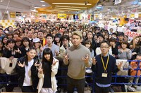 「俺のイッテンヨン！ NO NJPW, NO LIFE.～タワレコ新宿大会～」の様子。