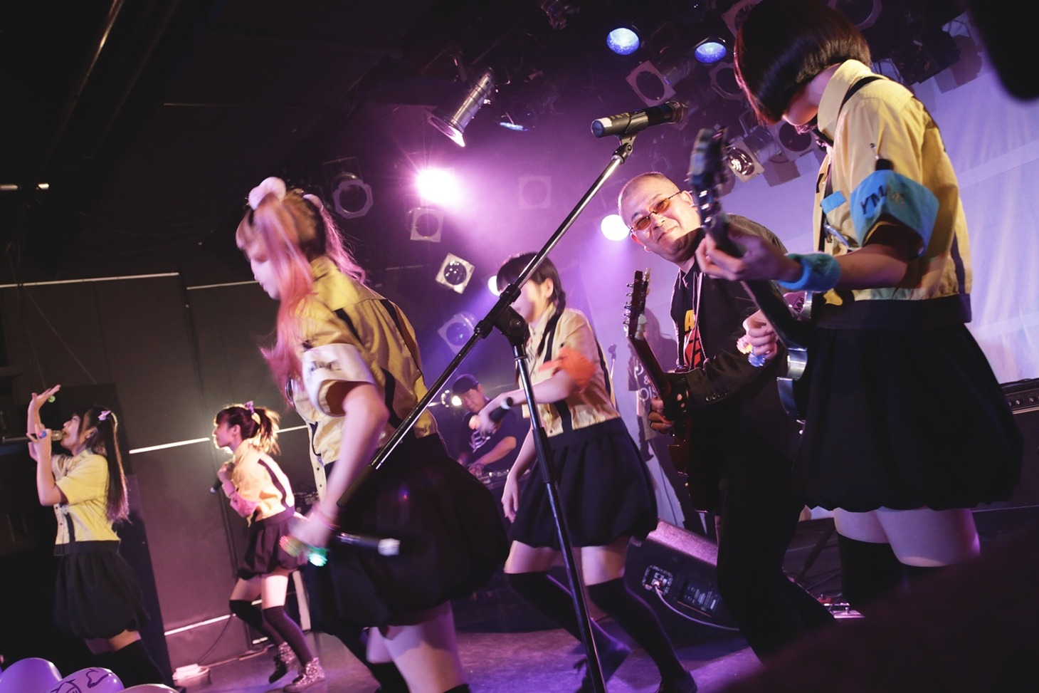 非常階段×ゆるめるモ！  （撮影：ハヤシサトル）