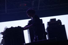 BOOM BOOM SATELLITES「COUNTDOWN JAPAN 14/15」12月28日公演の様子。