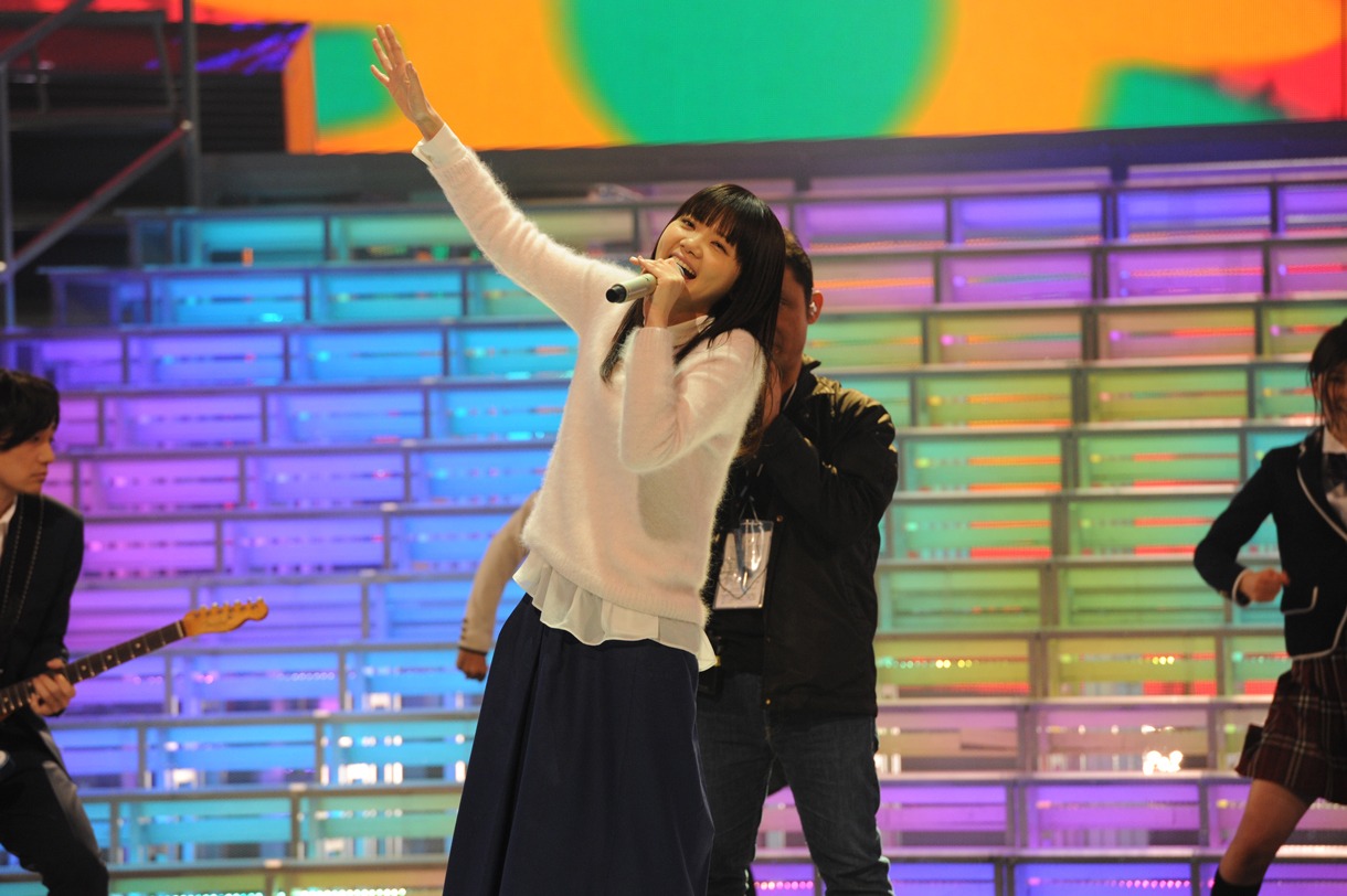 「第65回NHK紅白歌合戦」のリハーサルに登場したいきものがかりの吉岡聖恵（Vo）。