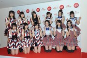 SKE48＆NMB48、紅白会見で珠理奈「ダジャレは来年に」