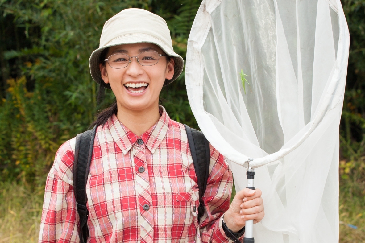 「十月十日の進化論」にて昆虫分類学博士を演じる尾野真千子。