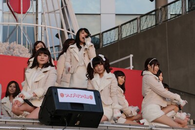 アイドリング!!!「ユキウサギ」発売記念イベントの様子。