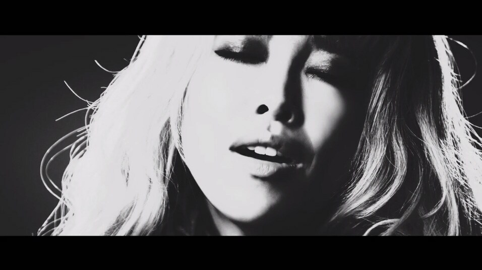 加藤ミリヤ「少年少女」ビデオクリップのワンシーン。