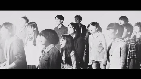 加藤ミリヤ「少年少女」ビデオクリップのワンシーン。