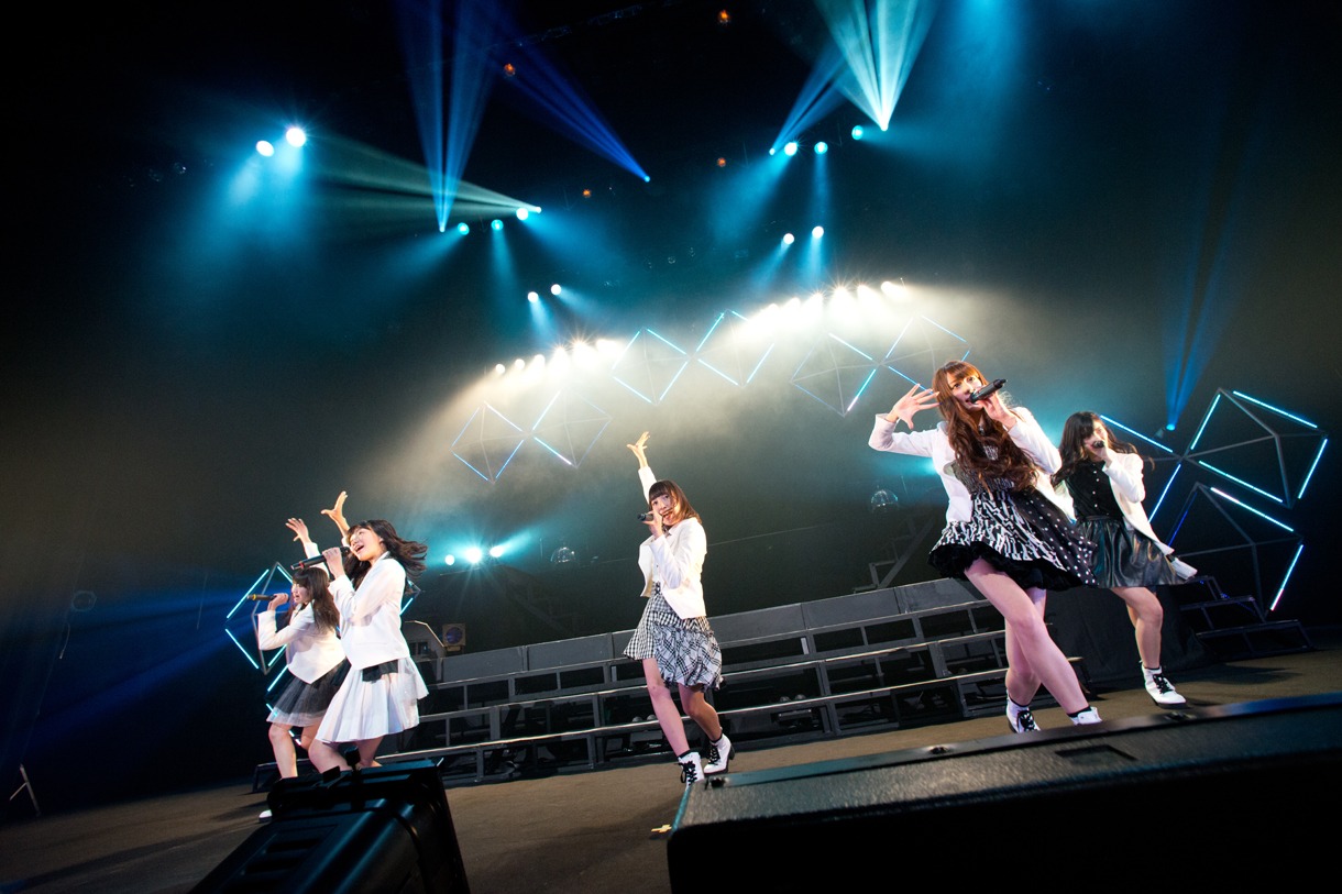 夢みるアドレセンス単独ライブ「輝け！夢アドアワード2014＠国際フォーラム」の様子。
