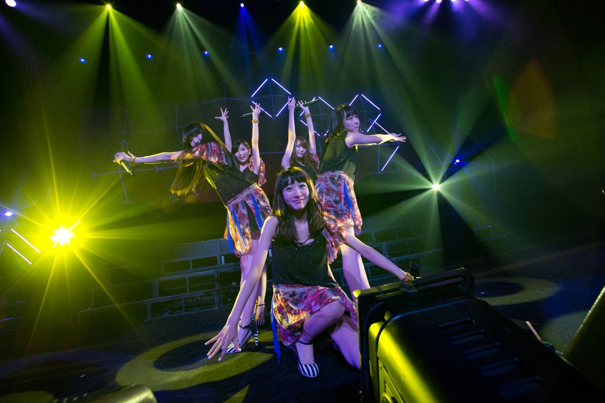 夢みるアドレセンス単独ライブ「輝け！夢アドアワード2014＠国際フォーラム」の様子。