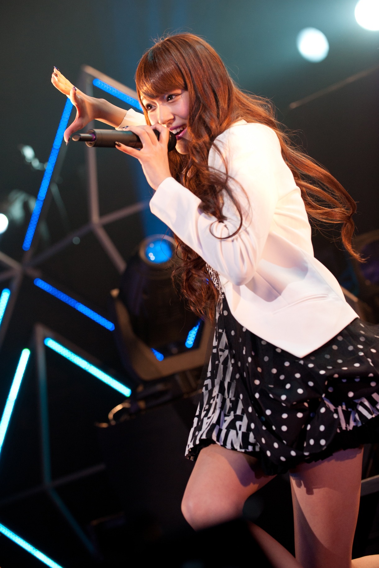 山田朱莉