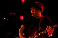 LARRY（G / GARLICBOYS）（Photo by Nariaki Ueda）