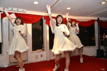 「Negicco COUNT DOWN 2014-2015 HAPPY NEW NEGIII!」の様子。