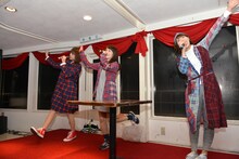 ごきげんでクルージングパーティを終えたNegicco。