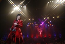 及川光博「ゆくミッチーくるミッチー」の様子。