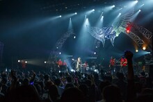 渡辺美里「30th Anniversary 新春！美里祭り」の様子。