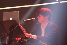 川上洋平（[Alexandros]）