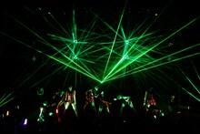 「東京パフォーマンスドール NEW YEAR DANCE SUMMIT 2015」2部の様子。