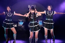 「東京パフォーマンスドール NEW YEAR DANCE SUMMIT 2015」2部の様子。