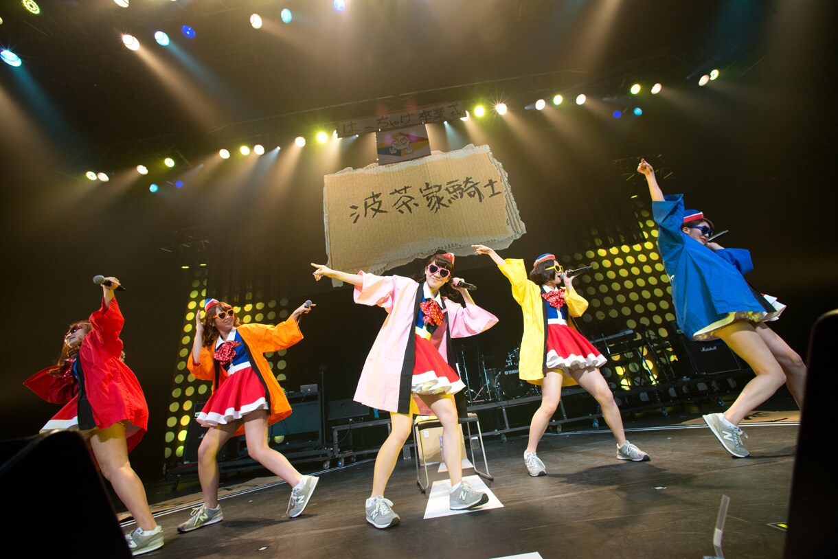 PASSPO☆奥仲麻琴、6時間フライトで誇りを胸にグループ卒業 - 音楽ナタリー