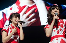 左から奥仲麻琴、槙田紗子。