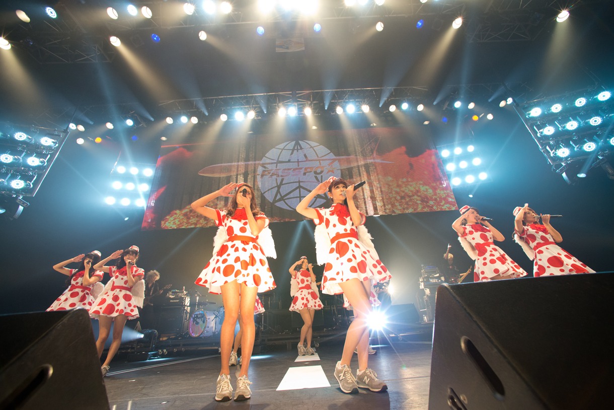 「PASSPO☆ 結成5周年 カウントUPツアーファイナル“PASSPO☆ 新年だよ！5周年とすこし便～全曲忘れず踊れるかな～”」フライトの様子。