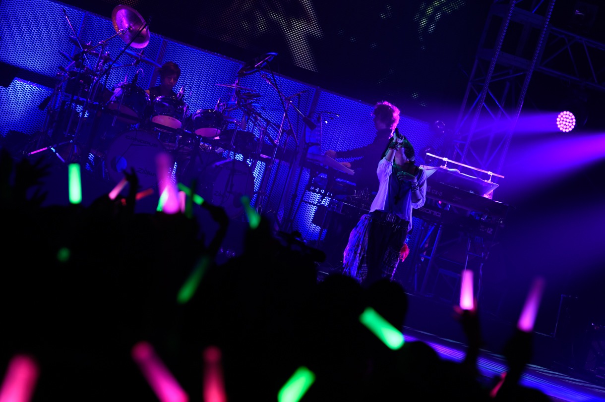 「EXIT TUNES ACADEMY FINAL COUNTDOWN SPECIAL 2014-2015」東京・TOKYO DOME CITY HALL公演の様子。