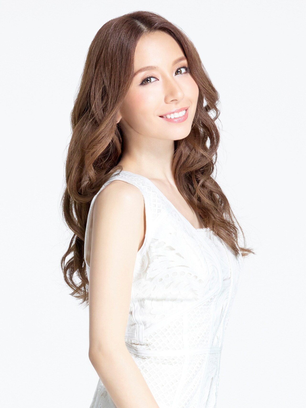 「オートメッセ」でMay J.、Def Tech、安田レイらがライブ