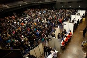 「10福チェーン初売り合戦」会場の様子。