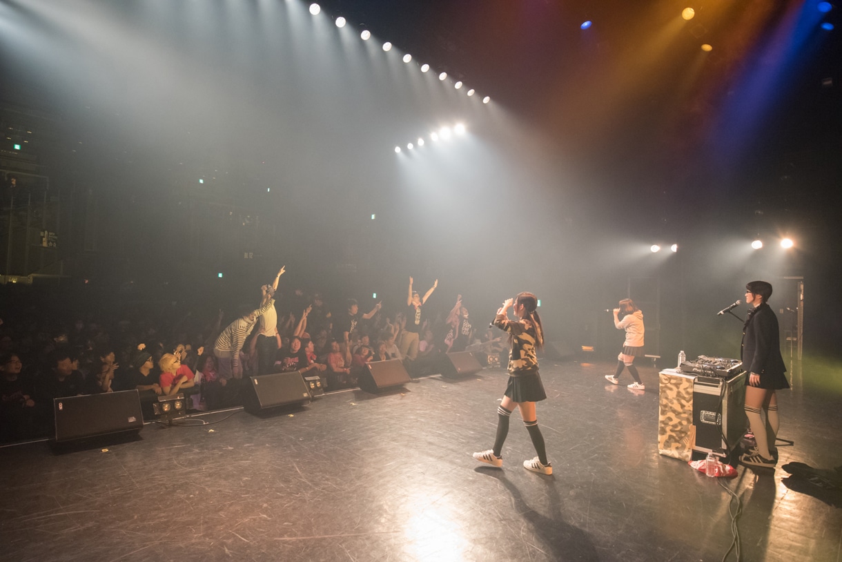 ライブベリーによるライブの様子。