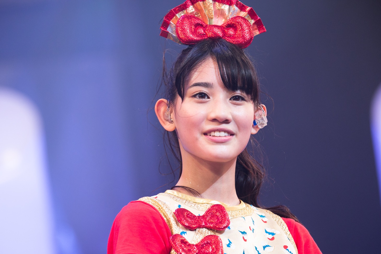 秋本帆華