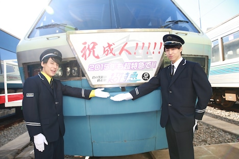 未成年のユースケ、タカシ。