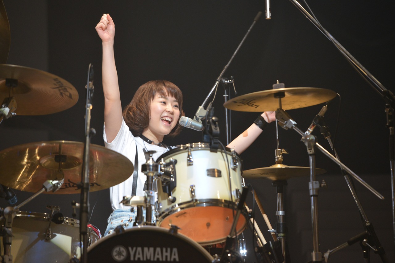 学生でLAGOONののドラム担当・yuri。