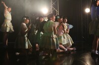 虹のコンキスタドール「『革命的xxx』」の様子。