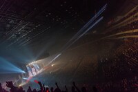 BABYMETAL「LEGEND "2015" ～新春キツネ祭り～」の様子。（Photo by Taku Fujii / MIYAAKI Shingo）