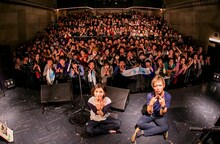 左から植田真梨恵、西村広文。